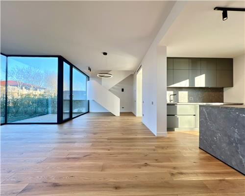 Vila exclusivista - Complex in Tunari | Finisaje premium - mobilata&utilata partial | 2 locuri de parcare