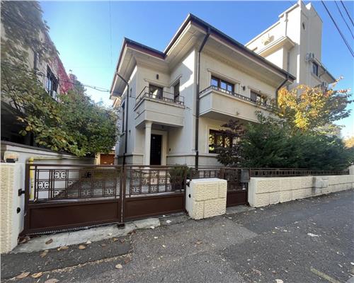 Apartament mobilat, 3 camere - zona Kiseleff